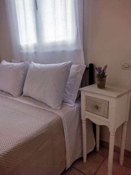 Evi'S House Apartment Nikiana Bagian luar foto